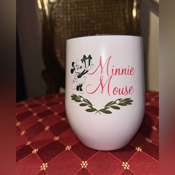 #26- Minnie Mouse festive tumbler 🍷 - Picture 1 of 9
